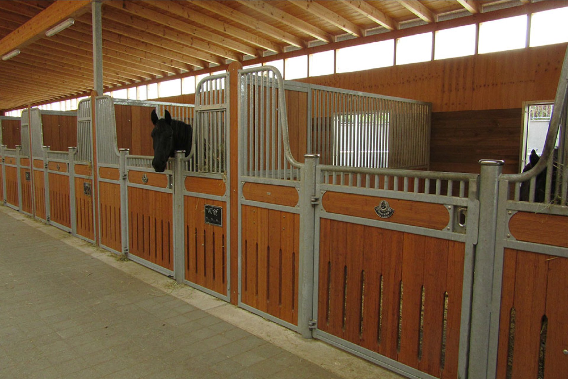 Image horse stall model Berlin (M000032623)